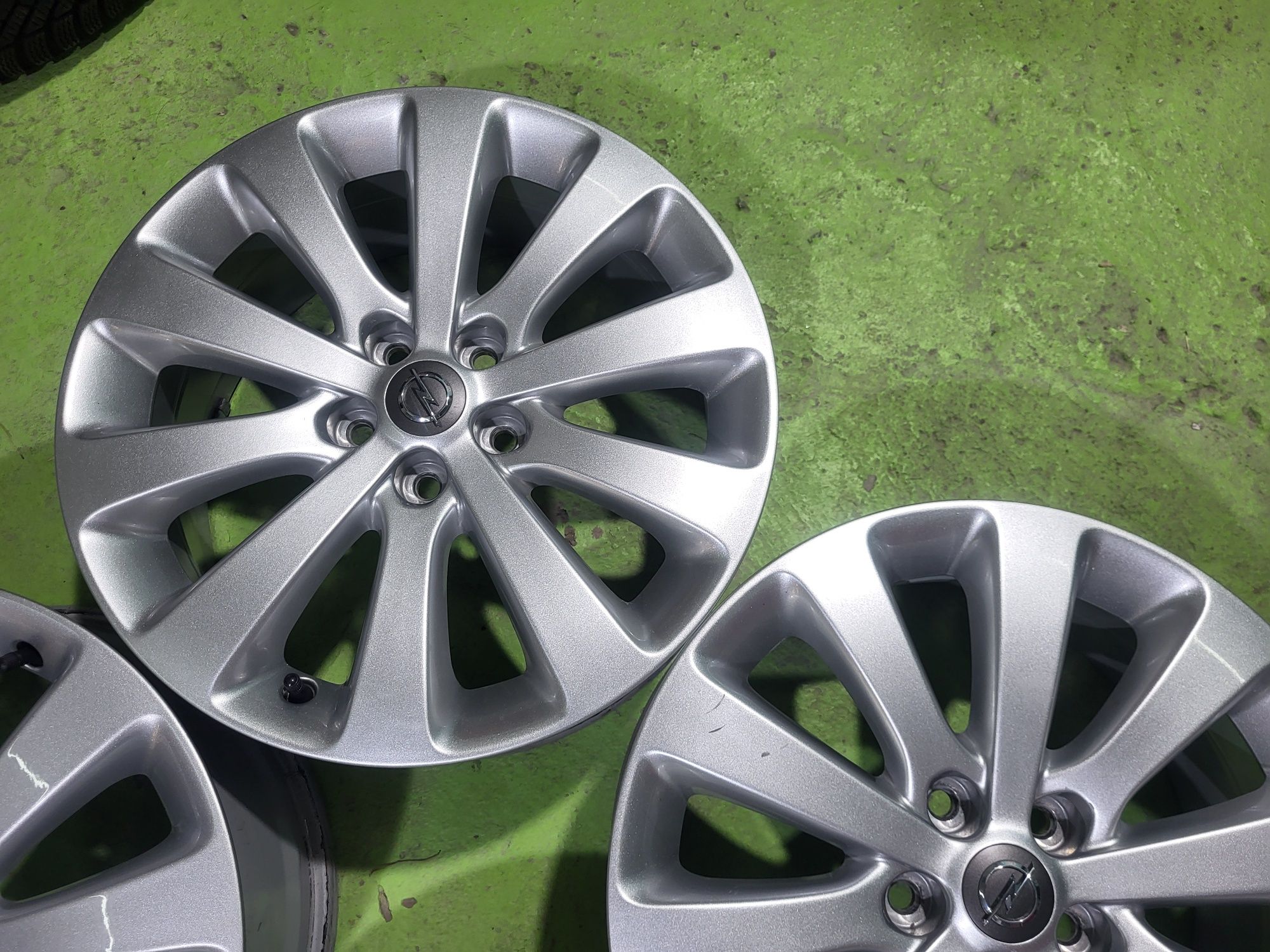 17 5x105 Opel лети джанти 5х105 опел