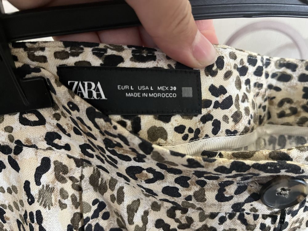 Ленени къси панталони Zara