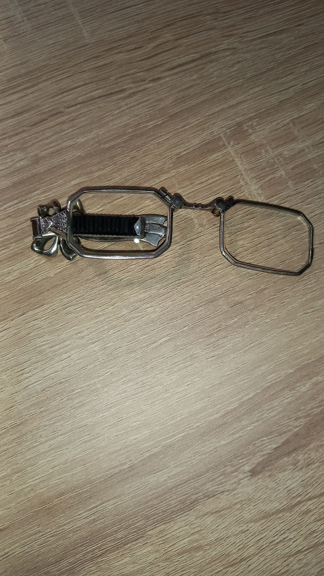 Broșă din argint Sterling Lorgnette cu ochelari de lectură pliabili
