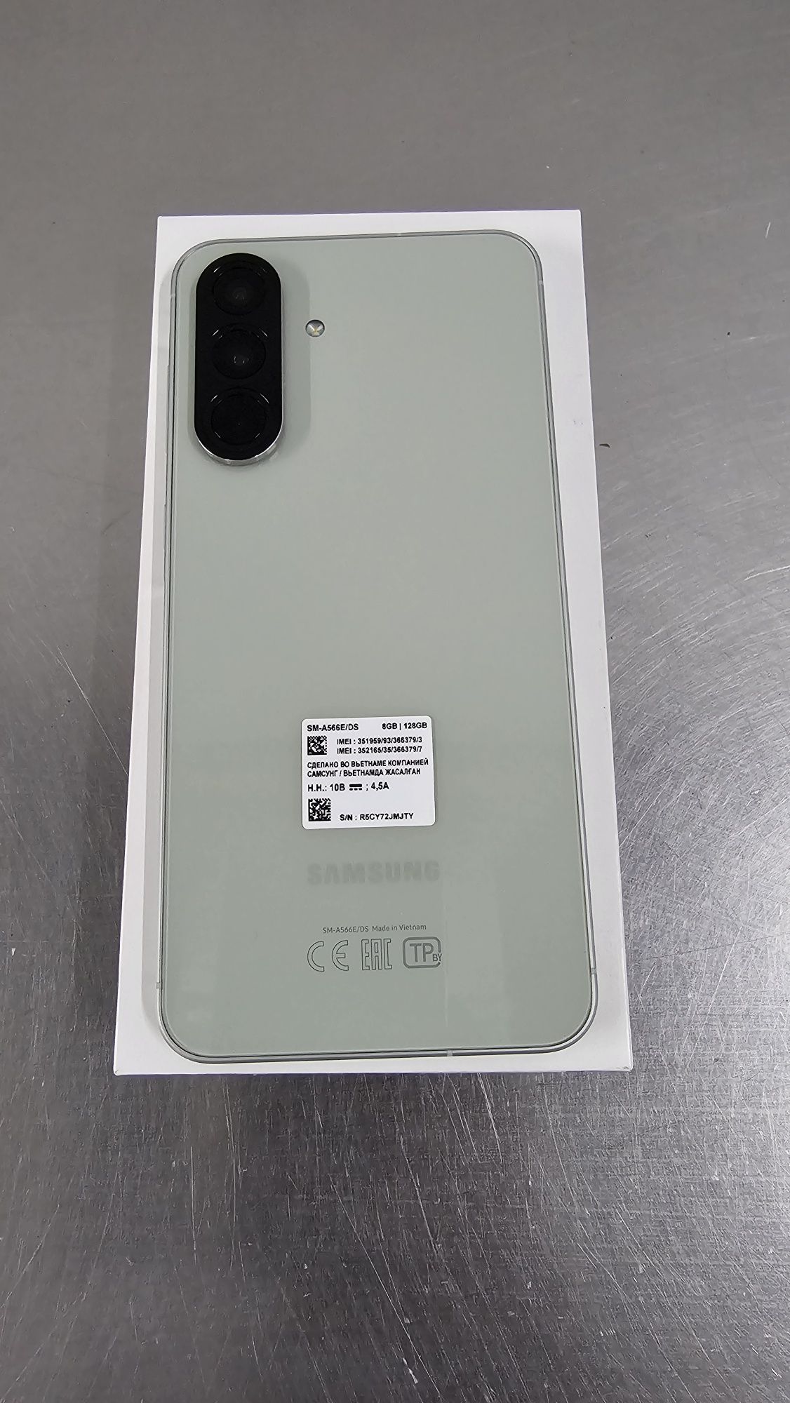 Samsung a56 новый