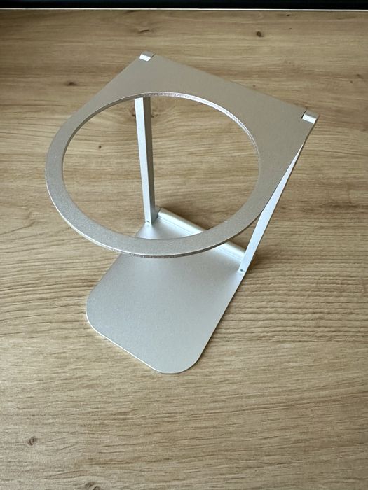 Метална стойка за кафемашина