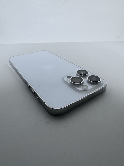 Iphone 14 Pro Max 92% bateria