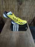 Футболни обувки adidas