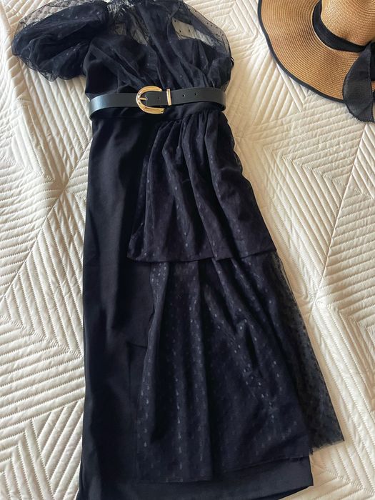 Рокля с един ръкав