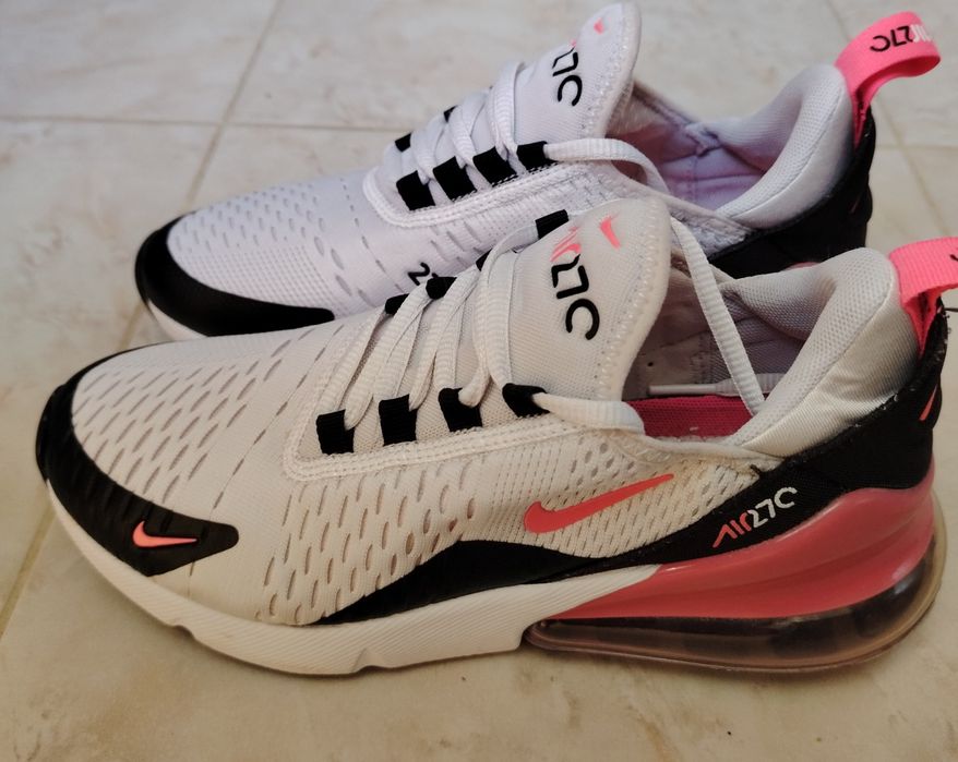 Nike Air 270  Дамски маратонки 38 номер