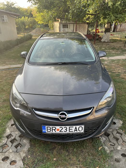 Opel Astra J 2013, 1,7 diesel 131 cp