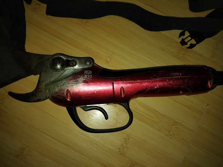 Foarfecă electrică FELCO