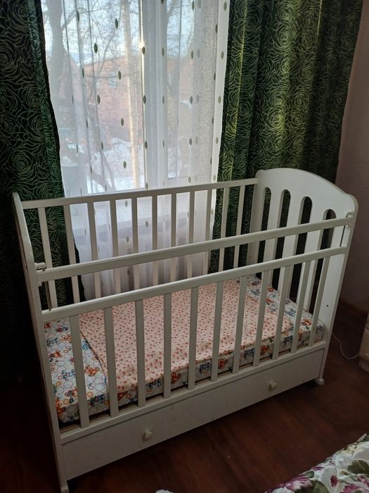 Кроватка детская