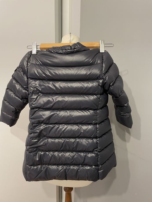 Geaca Moncler, marimea 3 ani