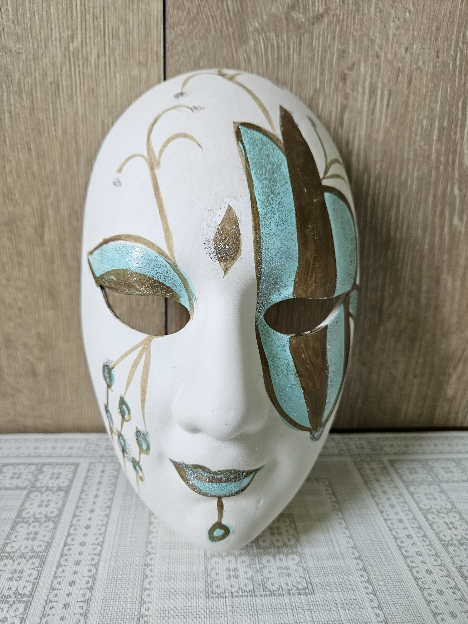 Mască venețiană din ceramică