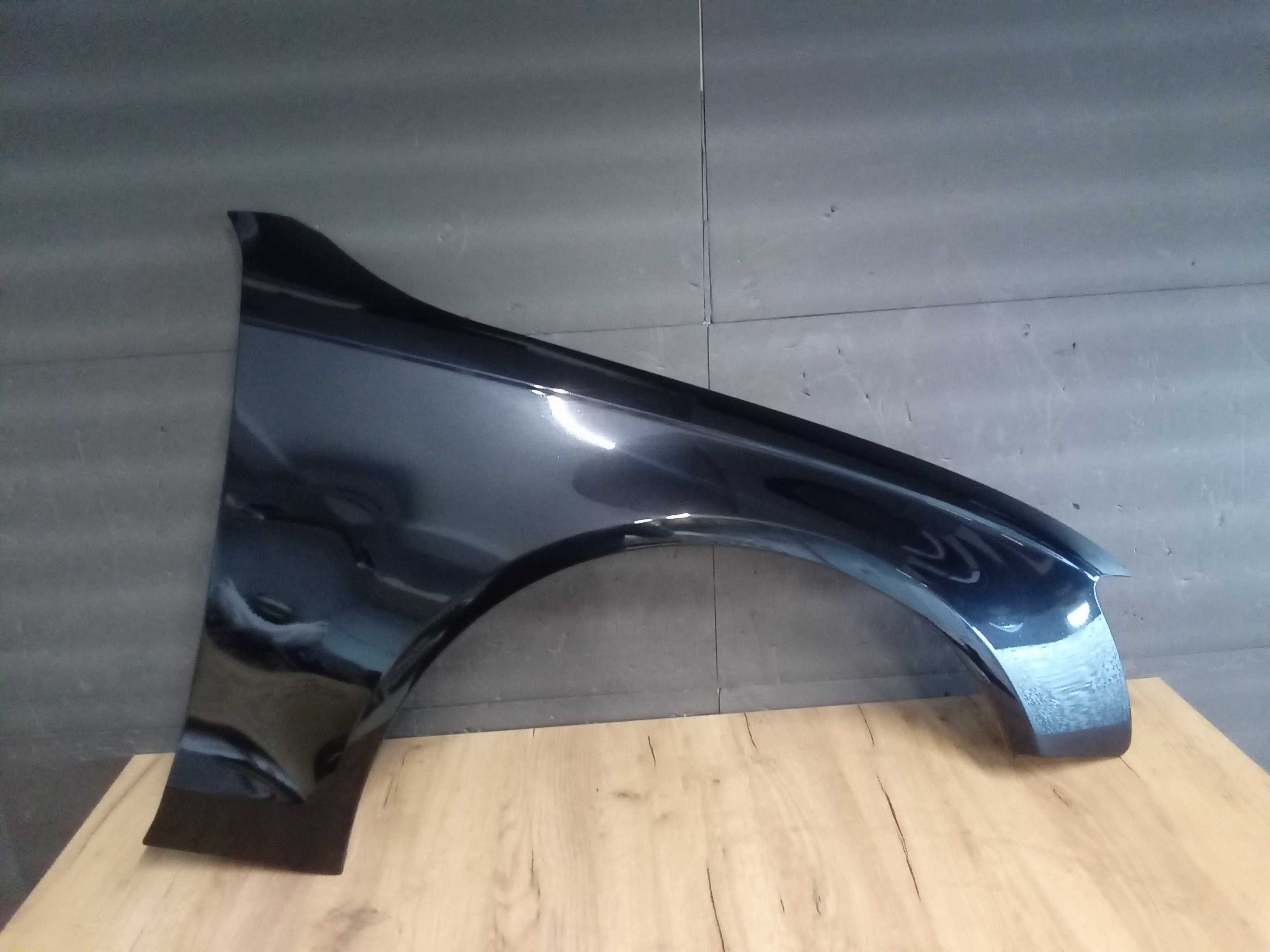 Aripa fata Audi A4 B8.5 FACELIFT 2012-2016 LZ9Y Negru stanga/dreapta