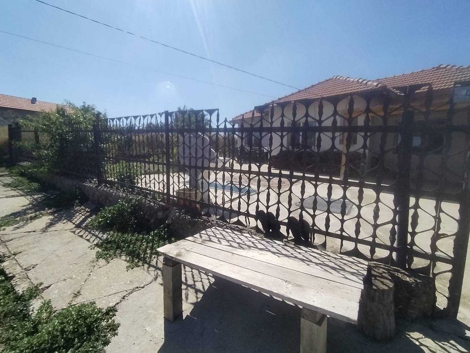 Модерна селска къща в Лъвино, готова за вас!