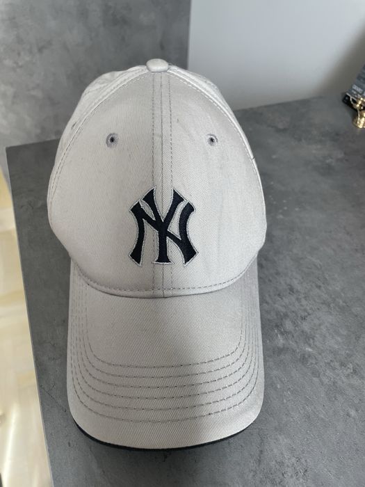 New era сива спортна Шапка
