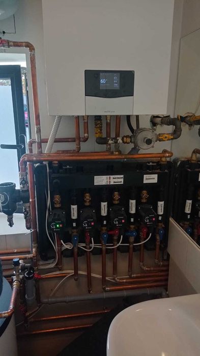 Instalator instalații sanitare și termice - montaj și reparații