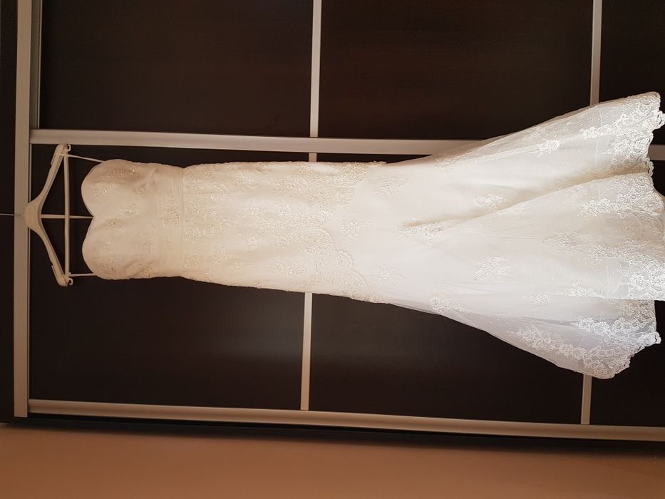 Rochie de mireasa "Fara Sposa"+voal lung