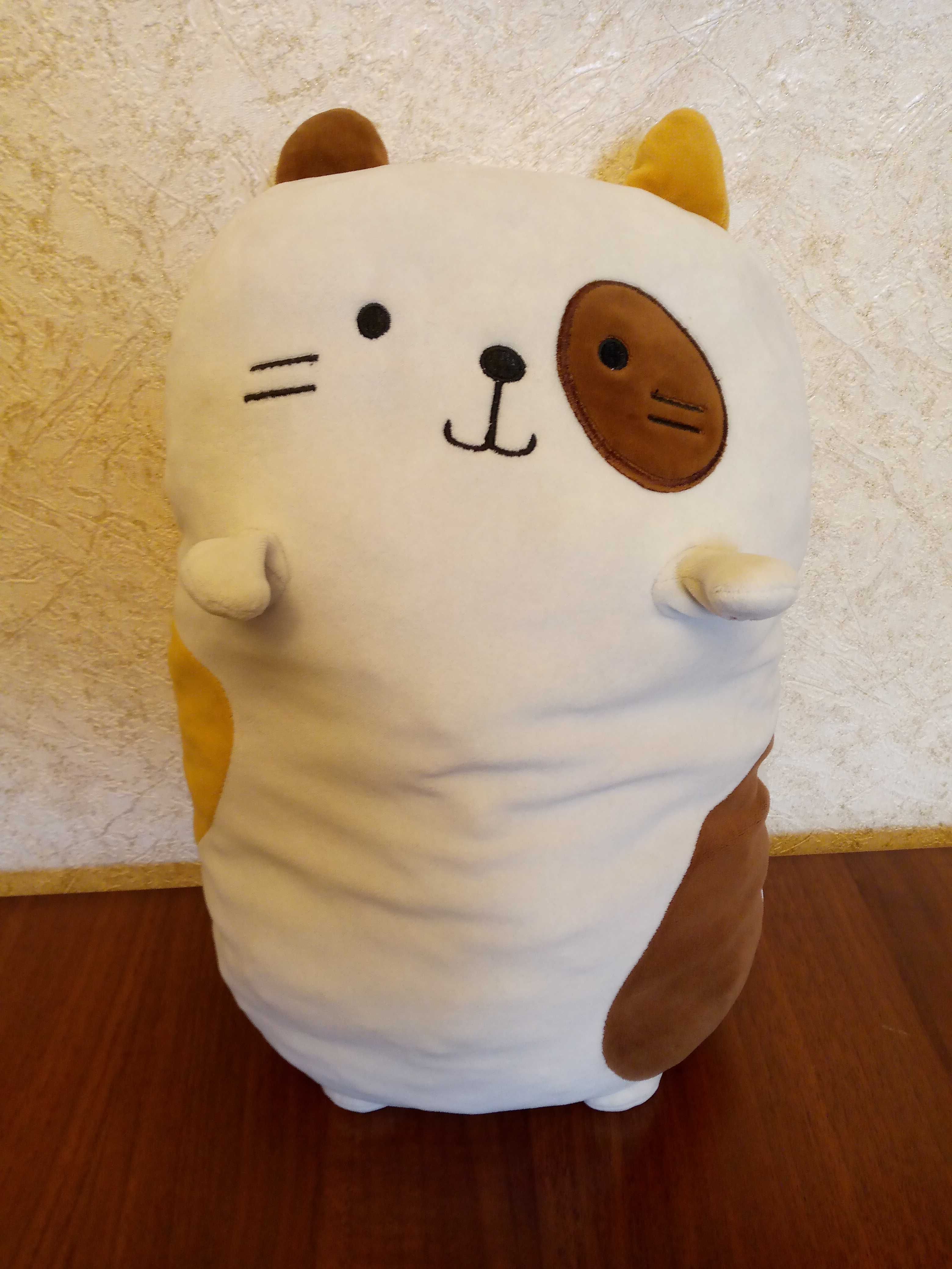 Игрушка подушка Котик и яркие формы для десертов,Цена 50тыс за все