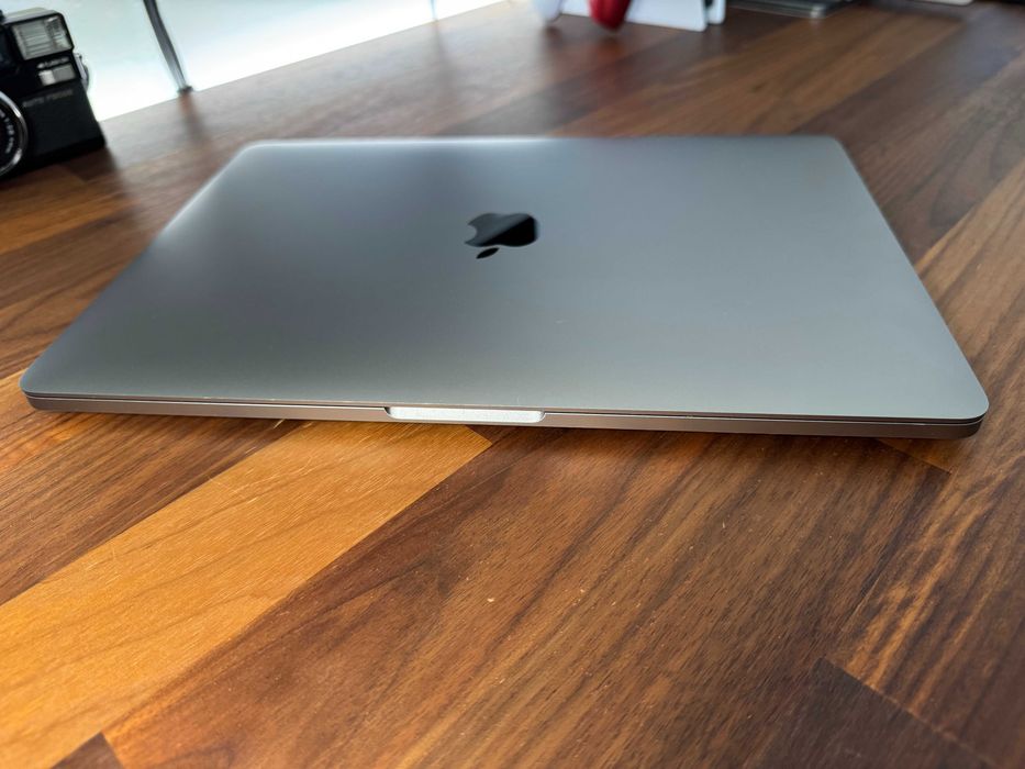 Macbook Pro 13", M1, 16GB RAM, 512GB SSD