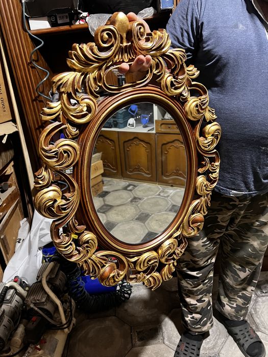 Зеркало с рамкой