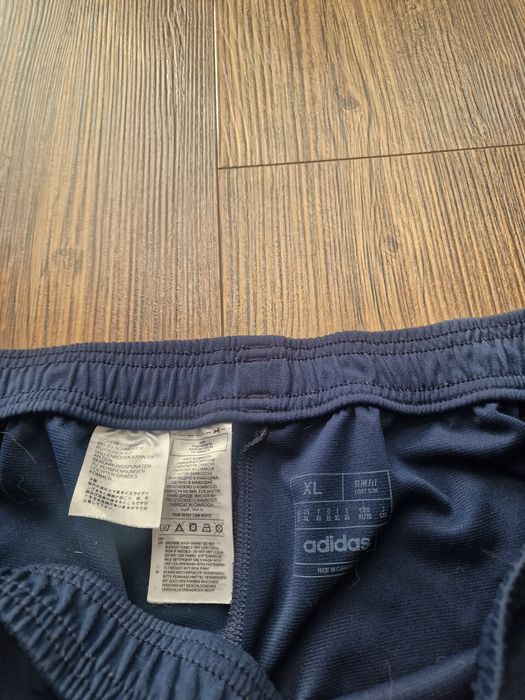 Страхотно мъжко спортно долнище ADIDAS размер S / 164см