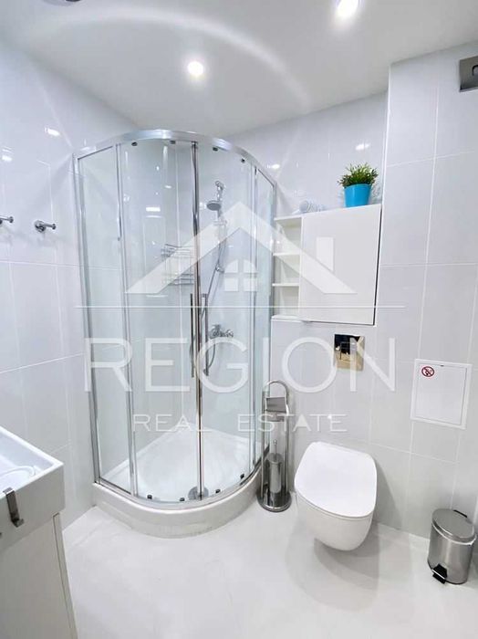 Дава се под наем Едностаен апартамент в Варна, Централна поща - 45 кв.м за 357 € - Снимка #9