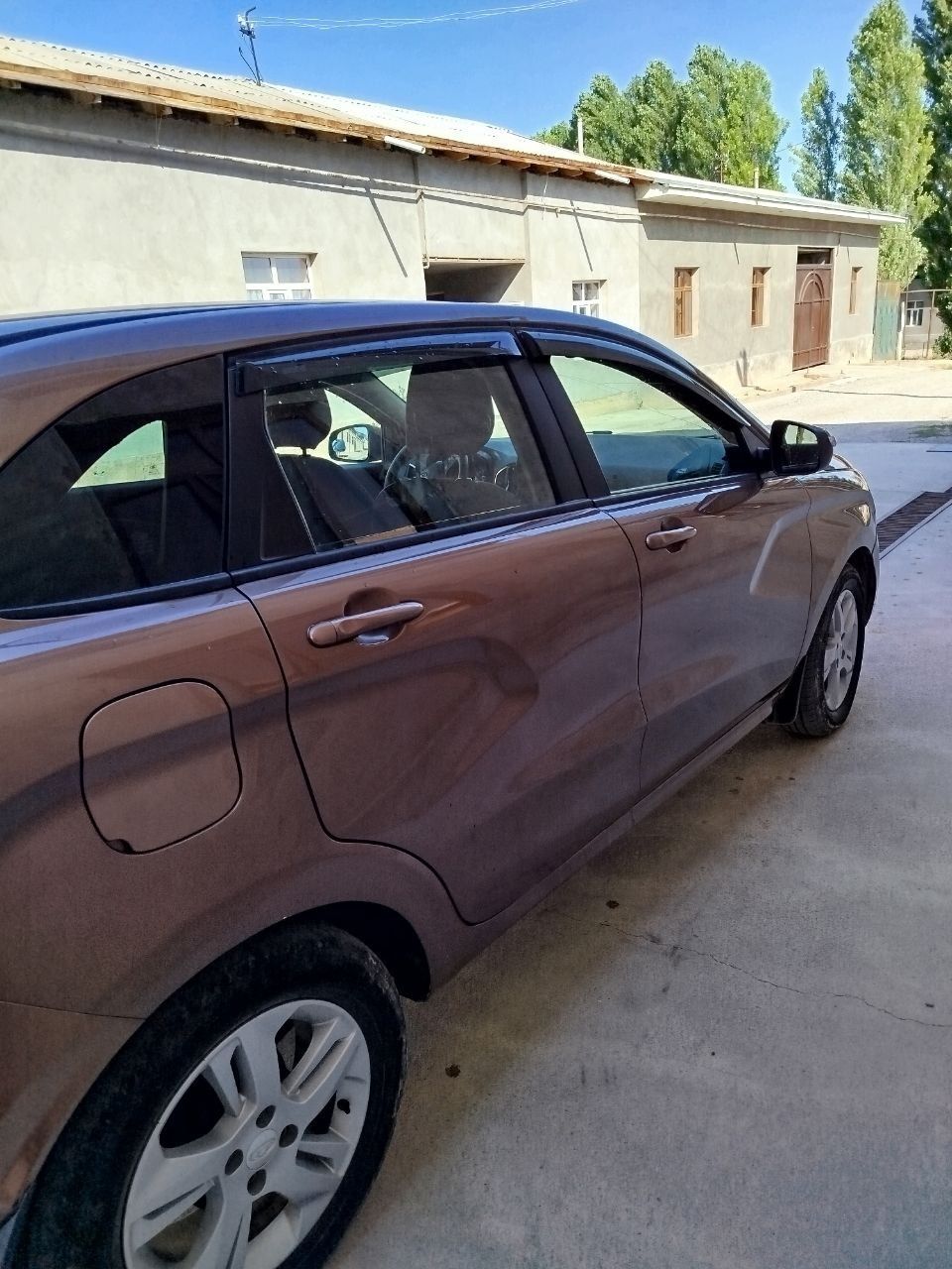 Lada X-ray zalato'y.