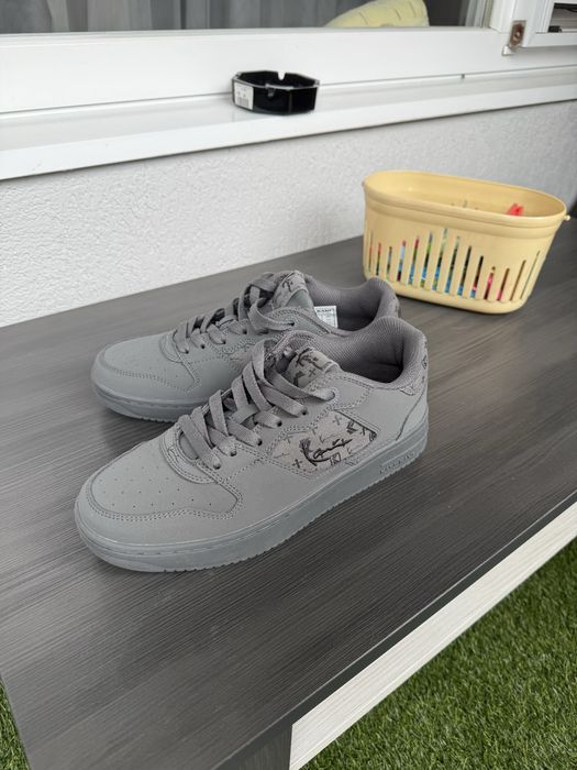 Обувки Karl Khan. Нови