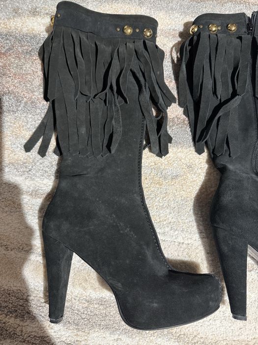 Продавам дамски ботуши