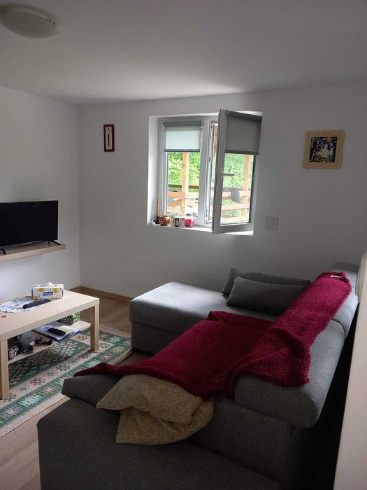 Vand casa la munte