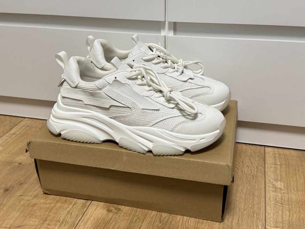 Steve Madden Steve Madden