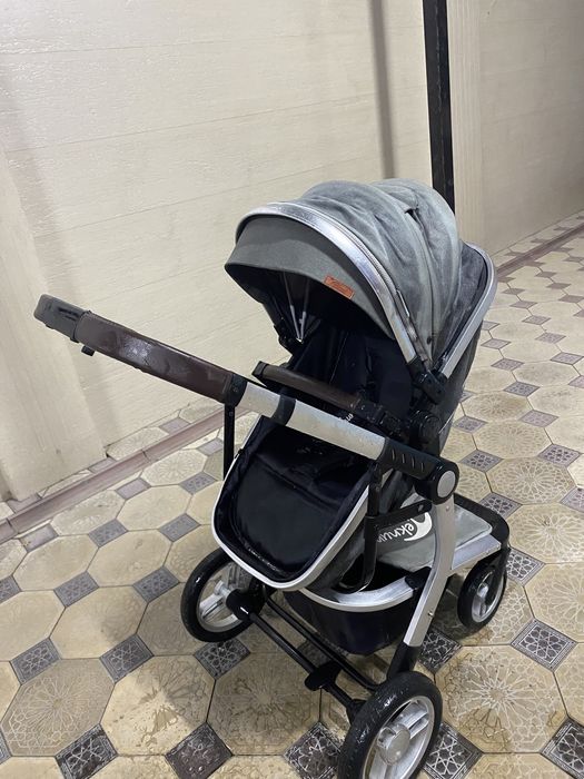 Продается коляска