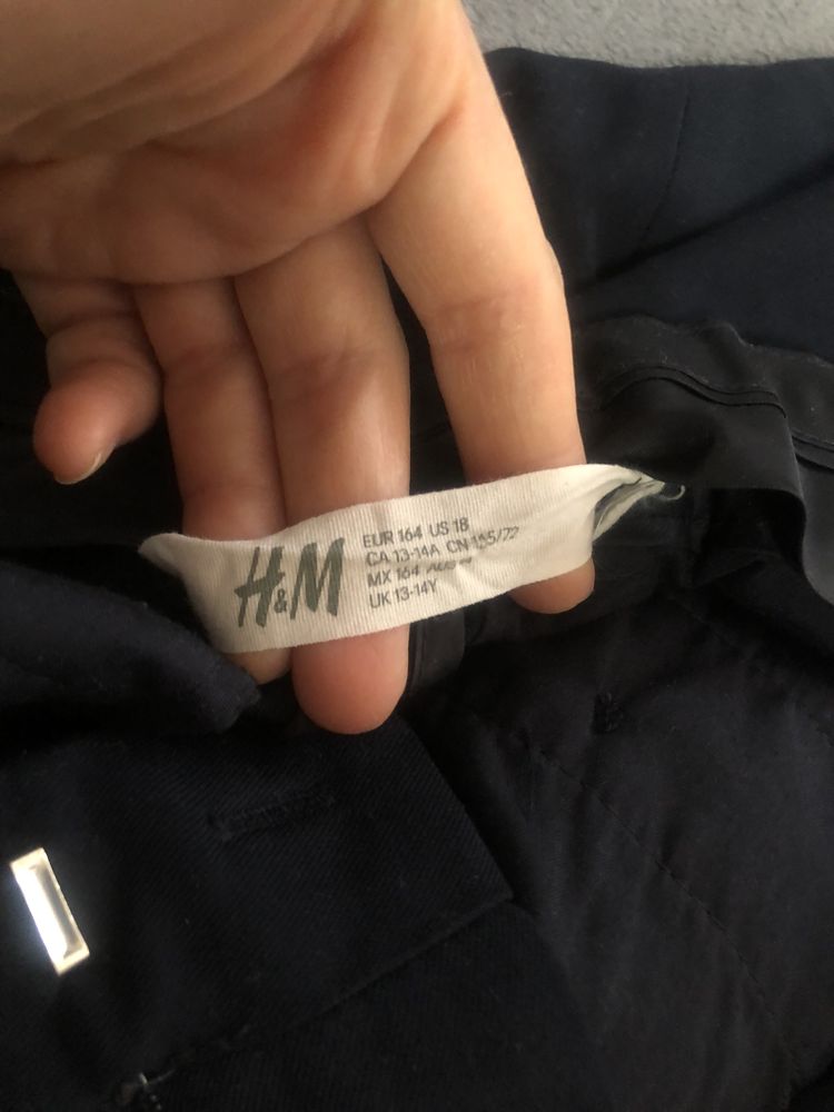 Рубашка для военки, школьные брюки H&M