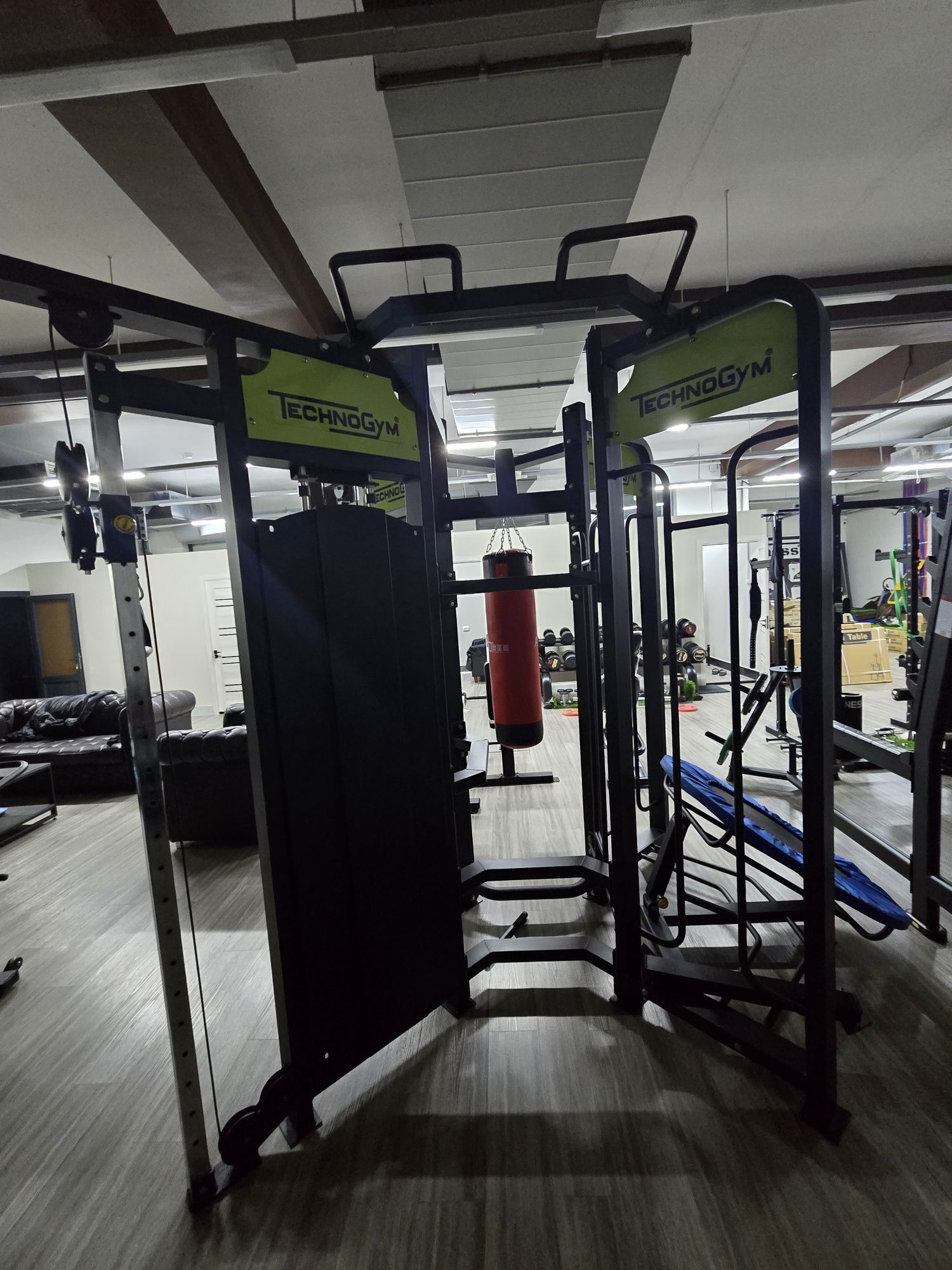 Мульт Кроссовер бренд Technogym