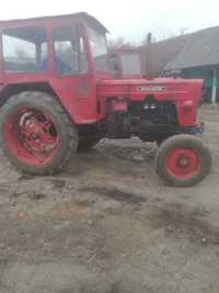 Tractor U650 ...