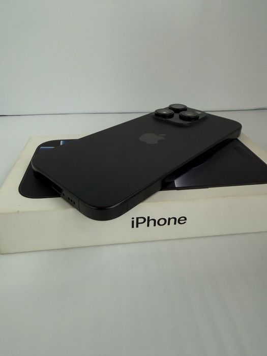 Iphone 16 pro 256gb ca nou in garantie