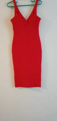 Vând rochie roșie noua
