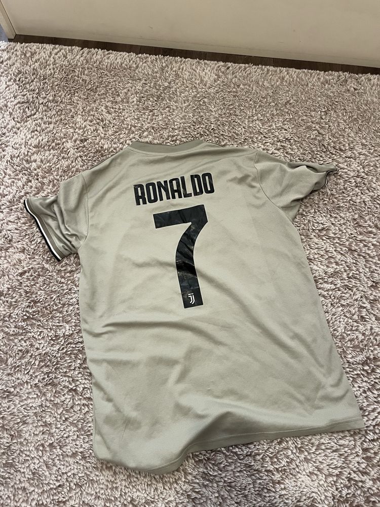 Adidas x Juventus “Ronaldo”-оригинална мъжка тениска