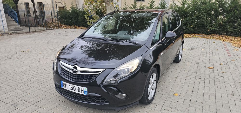 Opel Zafira Tourer Cosmo/7 locuri/2,0 CDTI Turbo