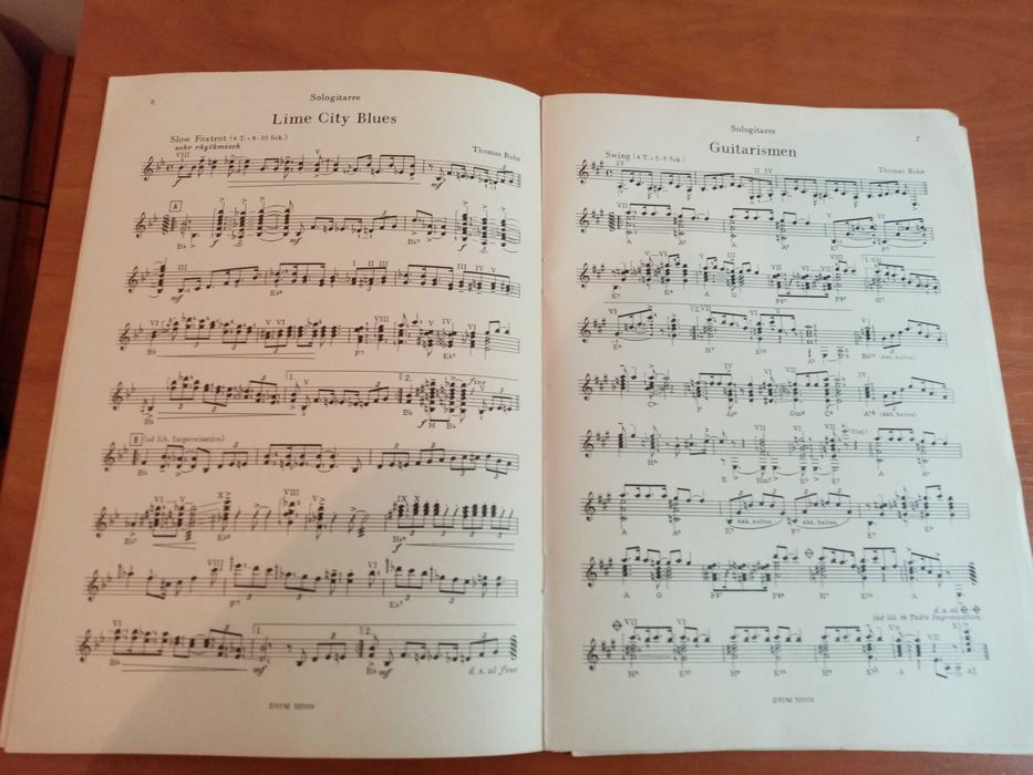 Ноти за професионални китаристи, бас, соло, джаз, италиански песни