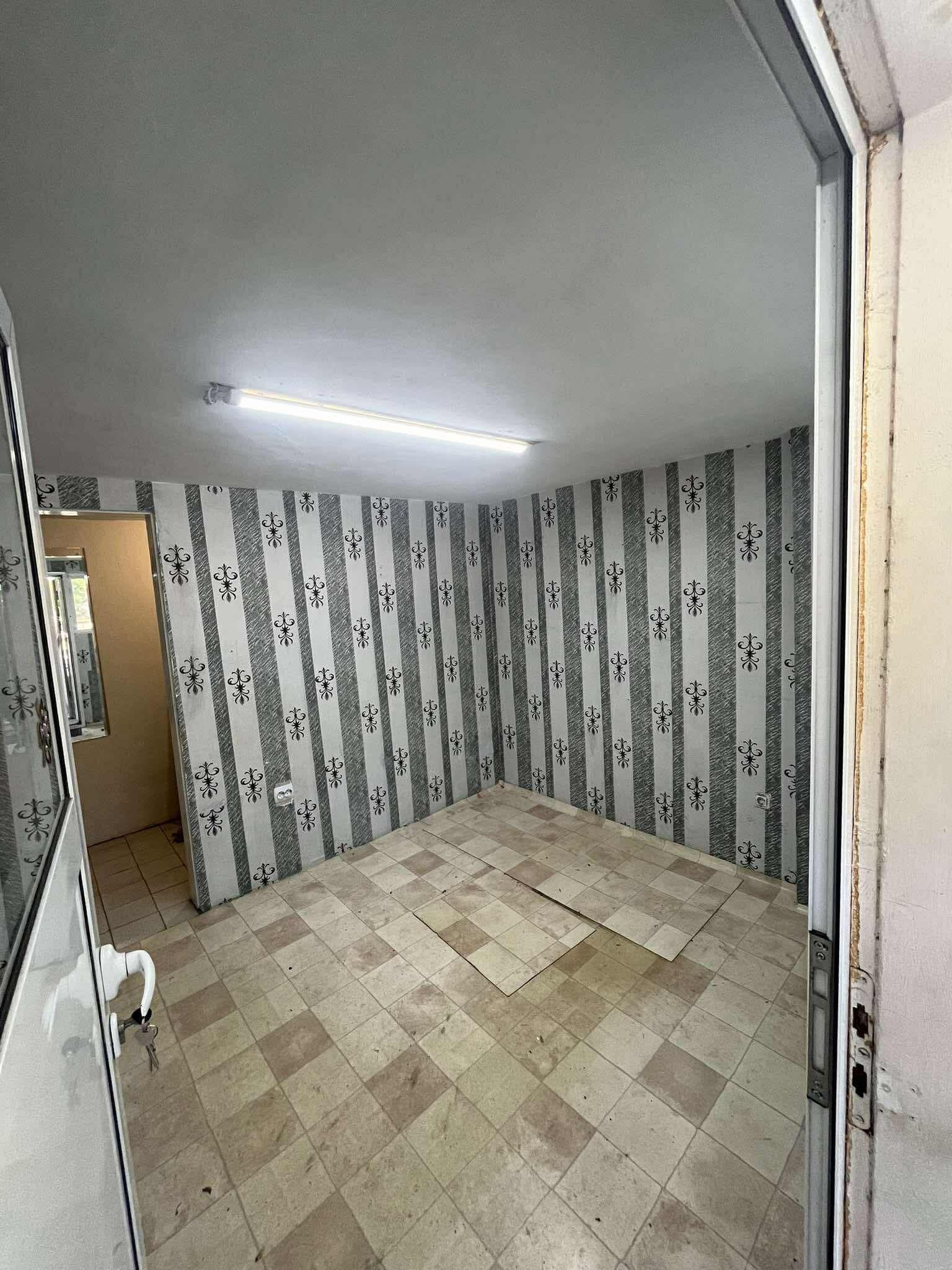 Продавам МАГАЗИН до спирка “Нептун”