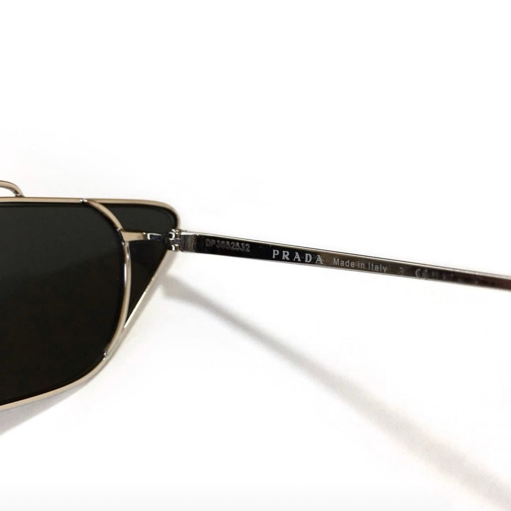 Очки Prada Ultravox, оригинал с чехлом.