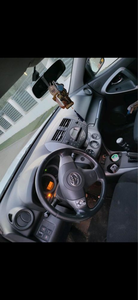 Vand toyota rav 4