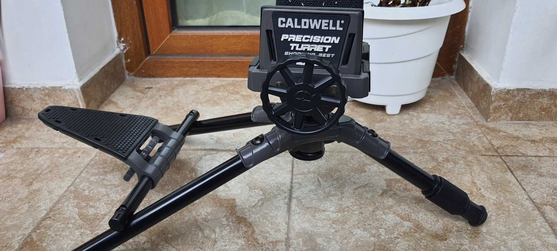 Стойка за стрелба(прострелка) Caldwell precision turret rest .