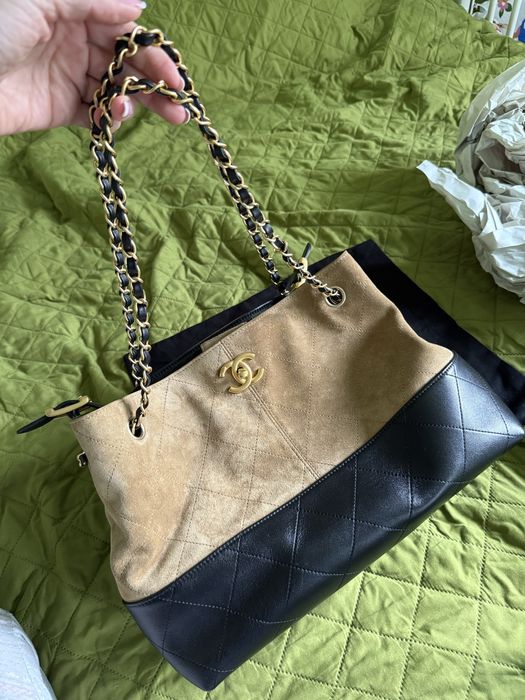 Chanel shopping bag