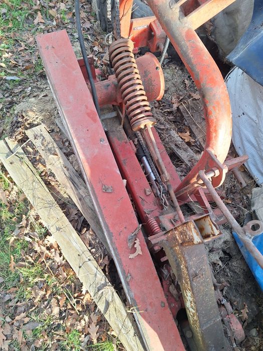 Iarba Coasa Internațional 3104 ih defecta cositoare