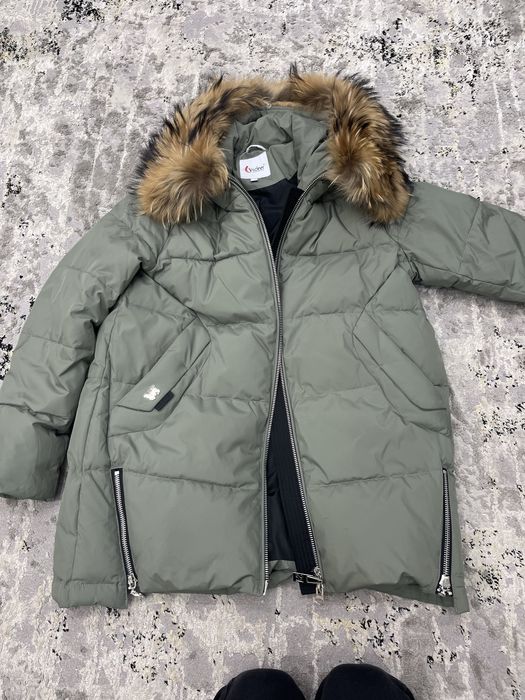 Продам зимнюю куртку 52р