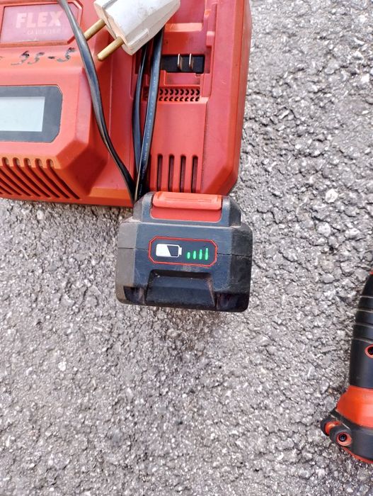 Безчетков винтоверт за гипсокартон Flex