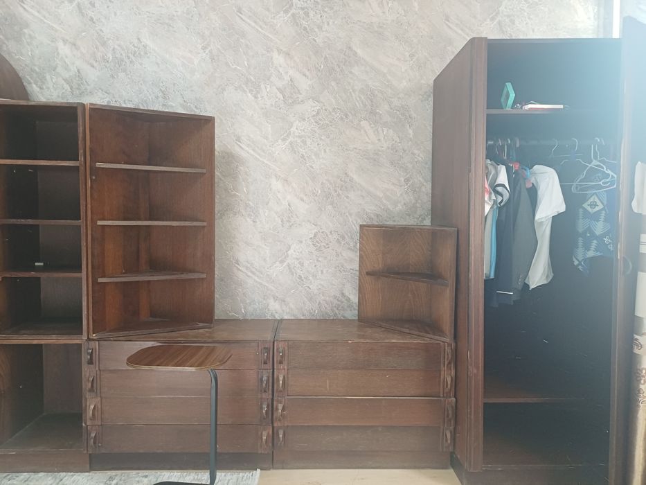 Мебель стенка отдам даром