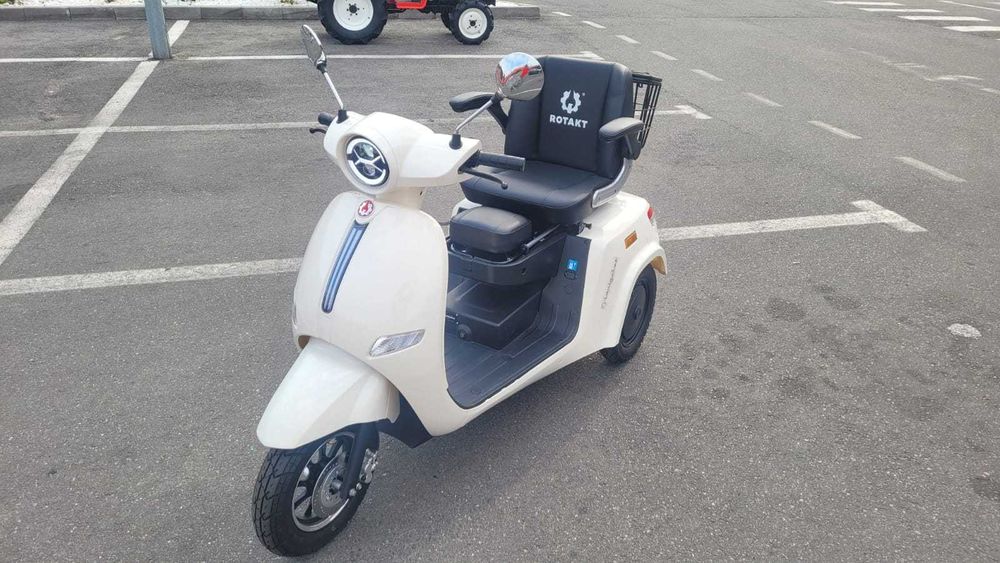 Triciclu Electric Rotakt Navigator, Doua Motoare 400W fiecare, 25 km/h