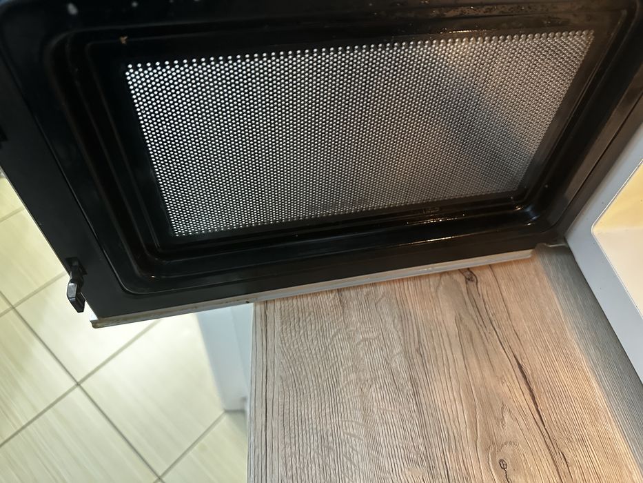 Cuptor cu microunde Alaska