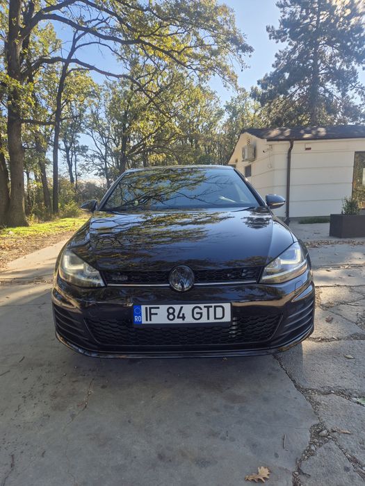 Volkswagen Golf 7 GTD 2.0 TDI 184 CP